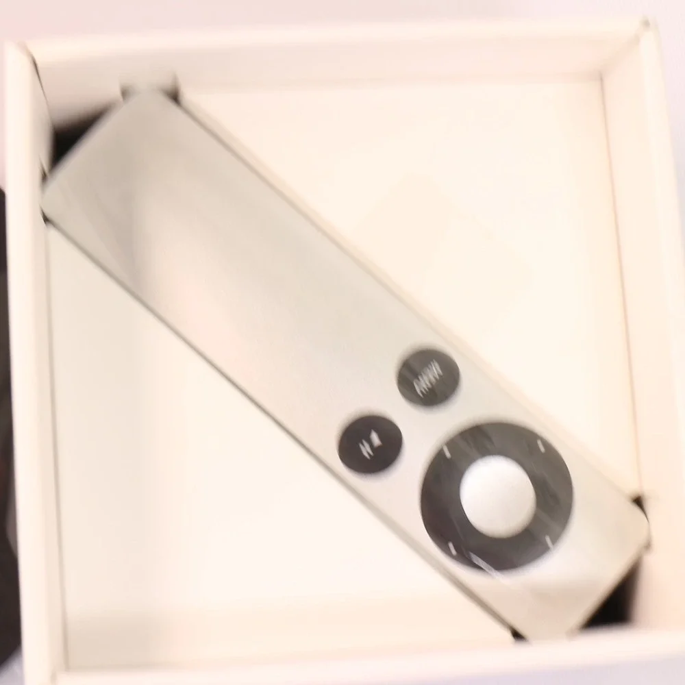 Apple A1469 MD199LL/A 3rd Gen Digital Media Streaming Player Open Box 1080P HD